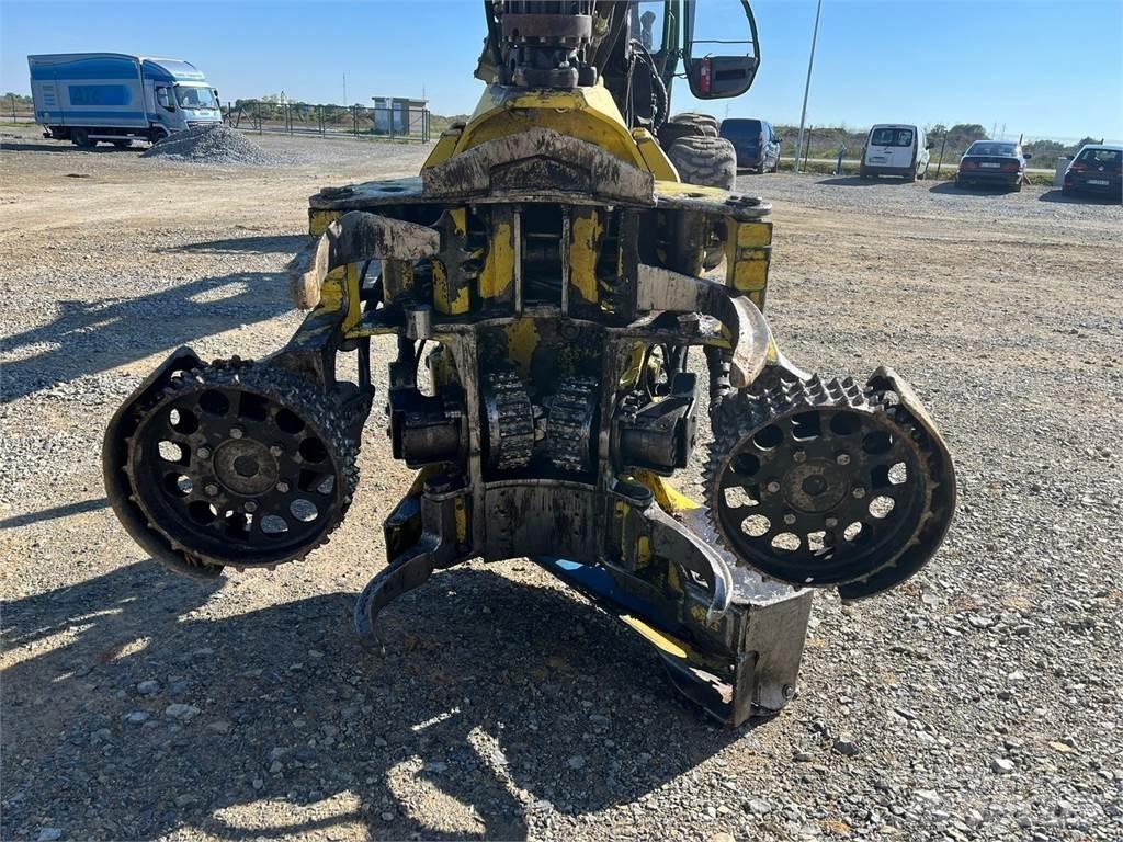 John Deere H480C Harvester heads