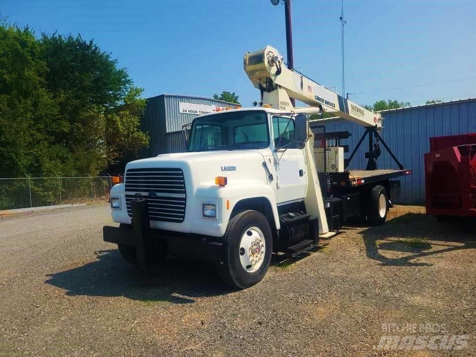 National 500C Truck mounted cranes