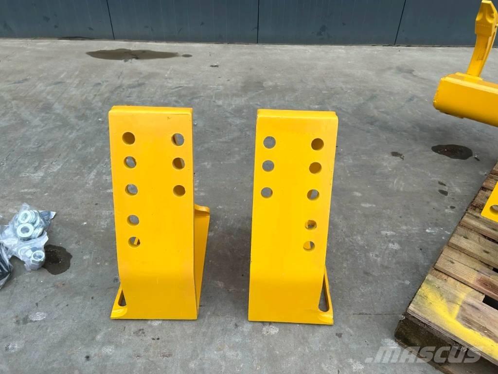 Komatsu D38E Scarifiers