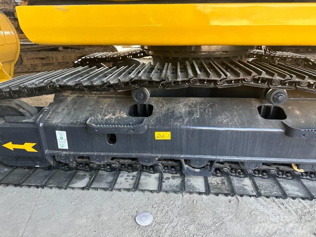 Komatsu PC 200-8 Mini excavators  7t - 12t