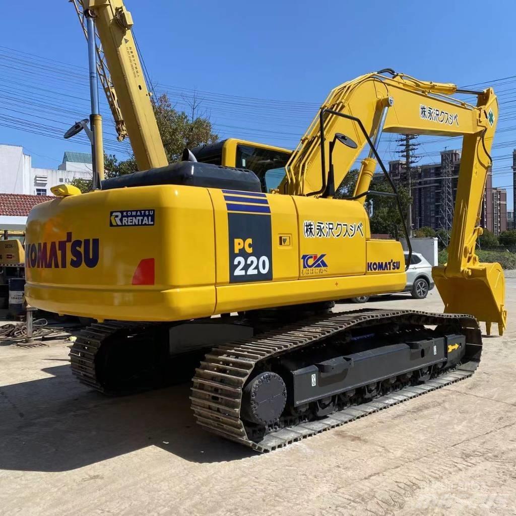 Komatsu PC 220-8 Crawler excavators