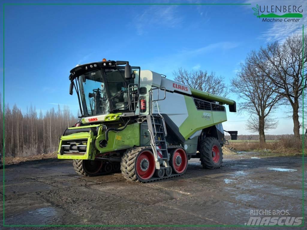 CLAAS Lexion 8700 TT Combine harvesters
