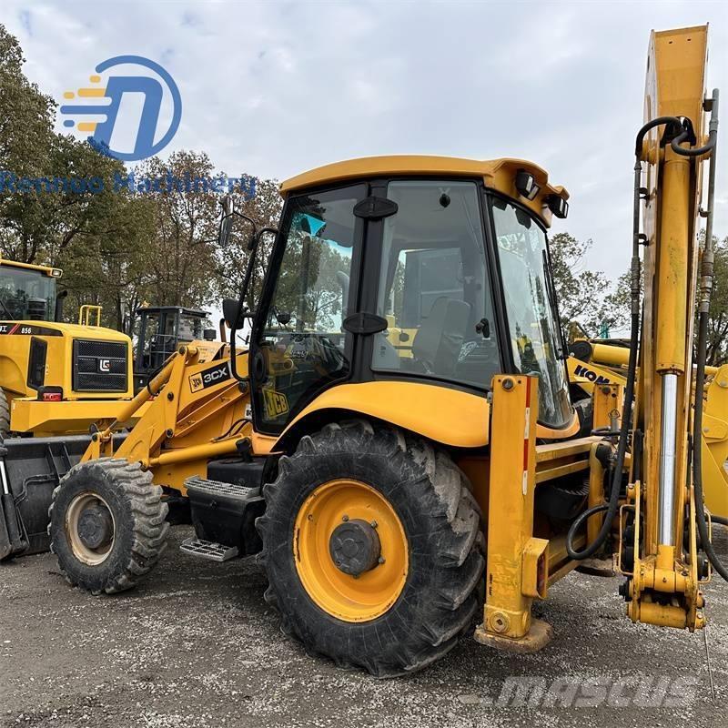 JCB 3 CX Backhoe