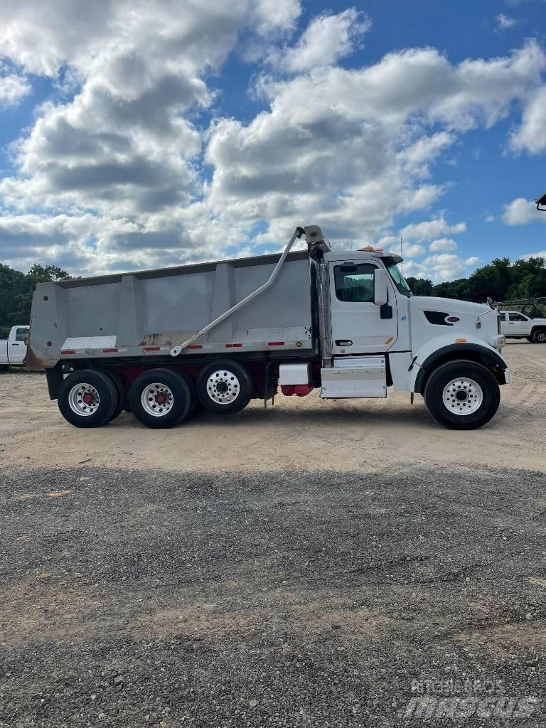 Peterbilt Dump truck Tipper trucks