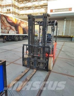 Manitou ME 425 AC Electric forklift trucks