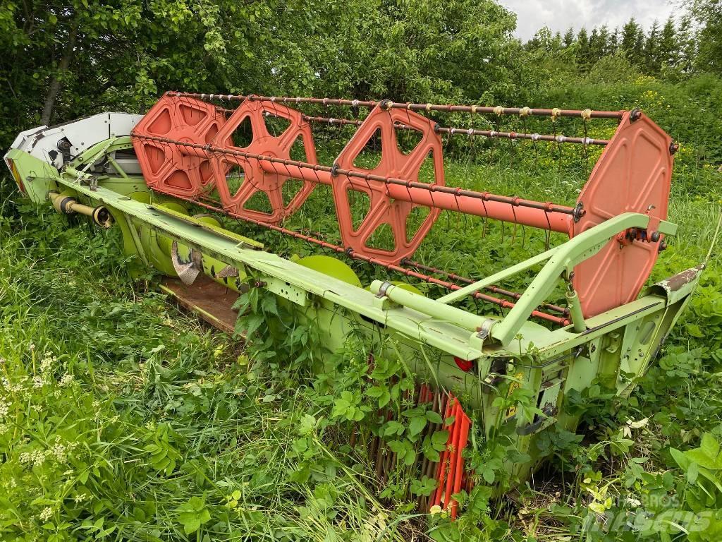 CLAAS Dominator 150 Combine harvesters