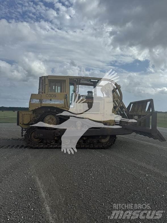 CAT D8R Crawler dozers