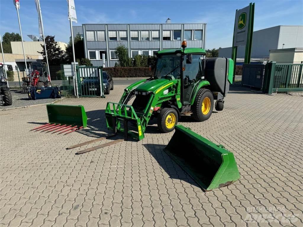 John Deere 3720 Compact tractors