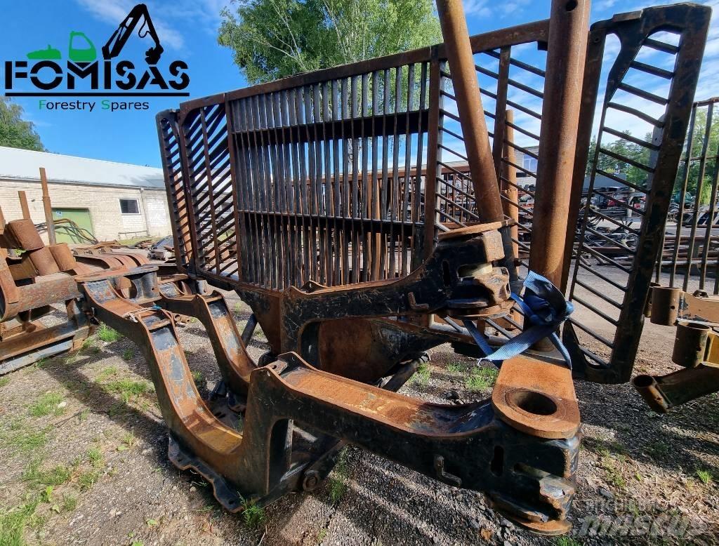 Komatsu 875 Bunks Loader cranes