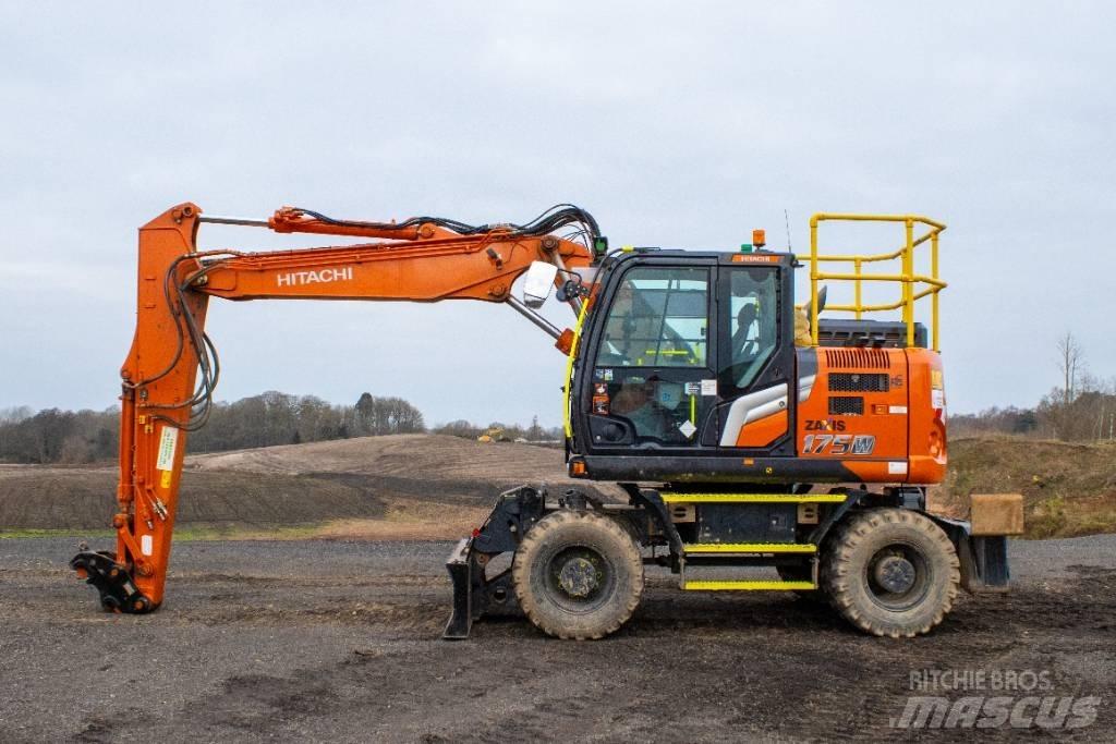 Hitachi ZX175W-7 Wheeled excavators