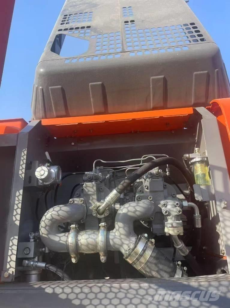 Hitachi ZX 350 Crawler excavators