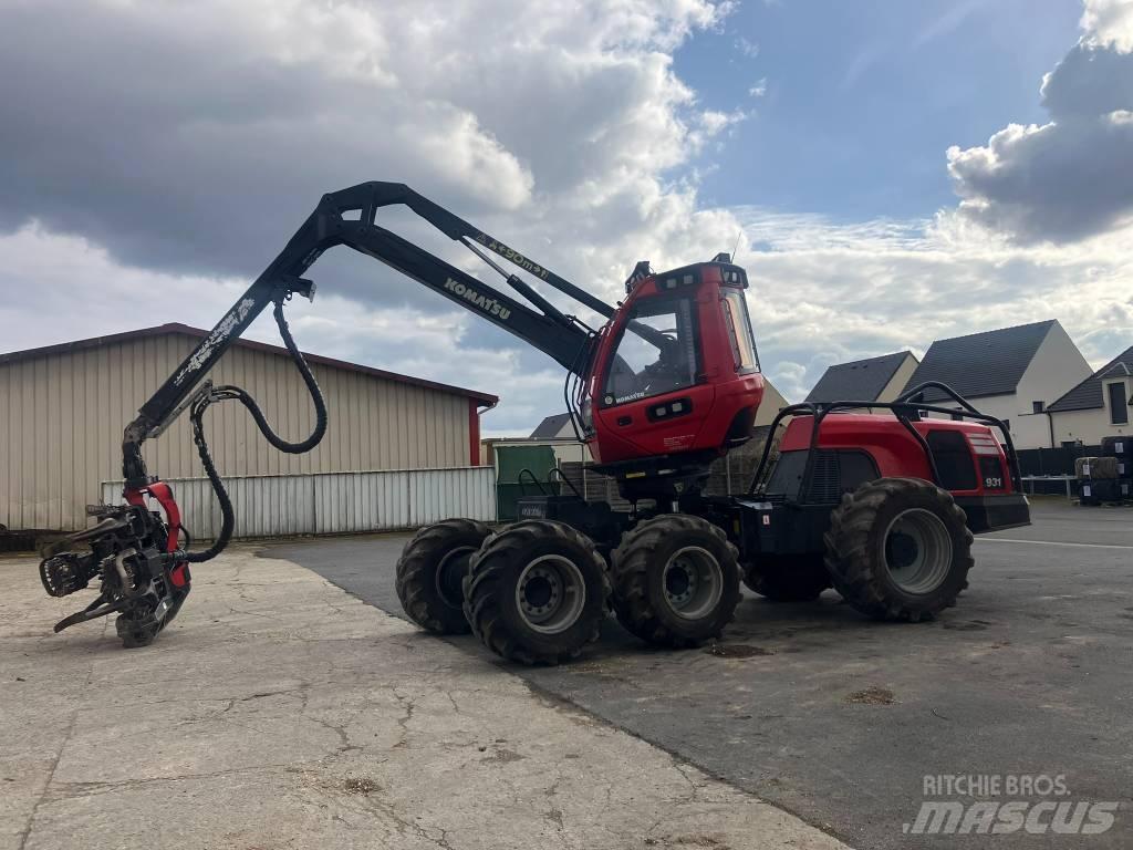 Komatsu 931 Harvesters