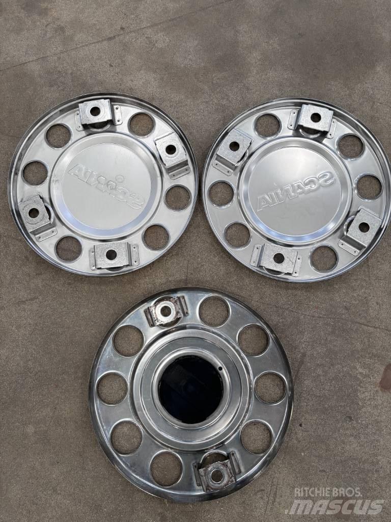 Scania R 450 Tyres, wheels and rims