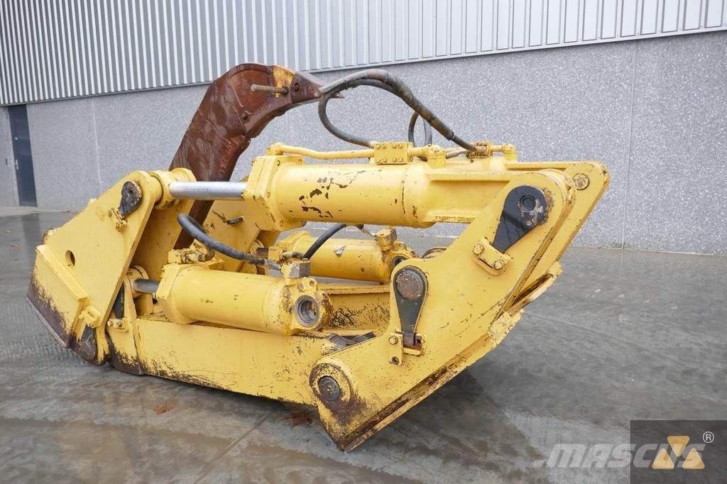 CAT D9H Ripper Other components