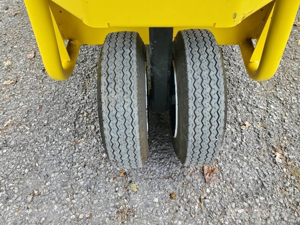 Columbia SC100 Tow truck