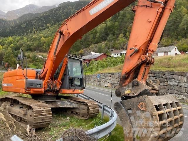 Doosan DX 225 LC-3 Crawler excavators