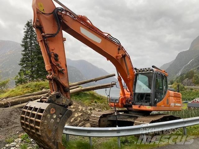 Doosan DX 225 LC-3 Crawler excavators