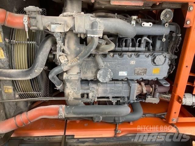 Doosan DX 225 LC-3 Crawler excavators