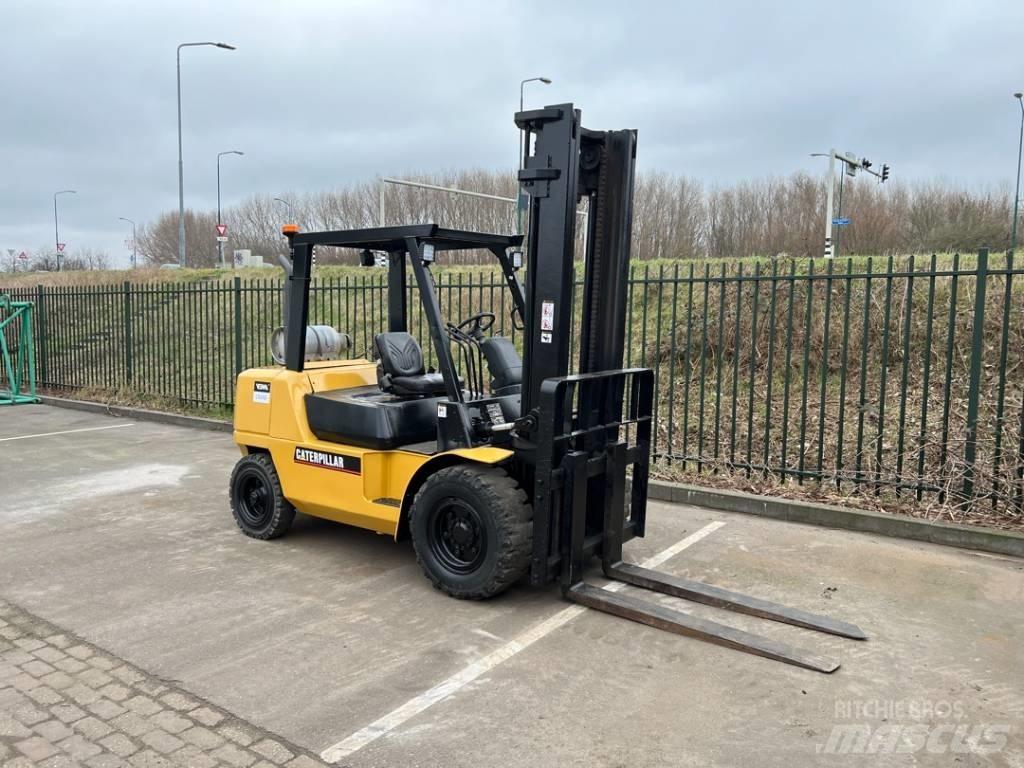 CAT GP 40 K L LPG trucks