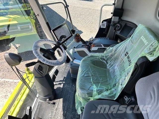 CLAAS LEXION 5400 Combine harvesters