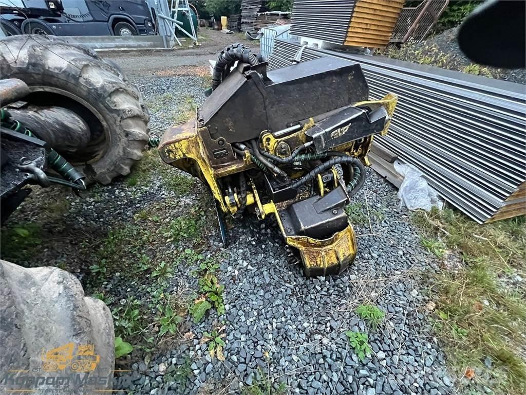 John Deere 1270E Harvesters