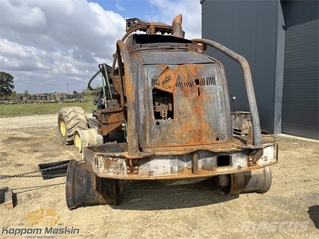 John Deere 1270E Harvesters