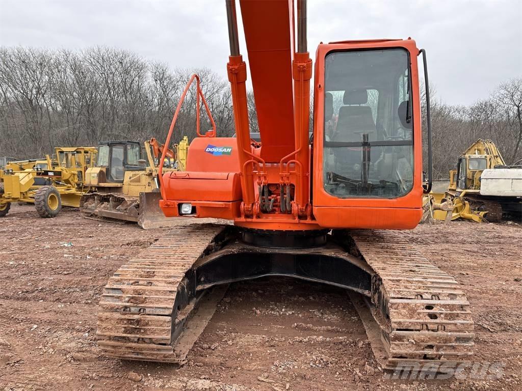 Doosan DH 220 Crawler excavators