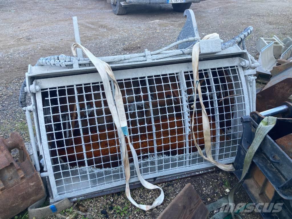 Liebherr T 33-10 Telescopic handlers