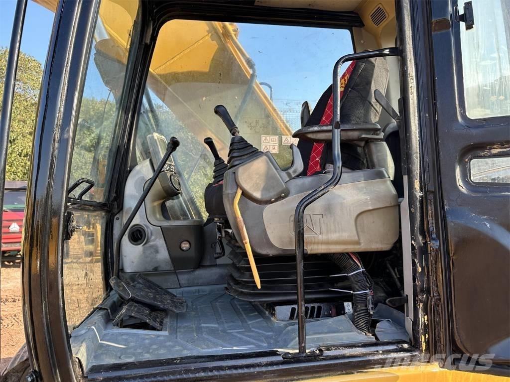 CAT 320 D Crawler excavators