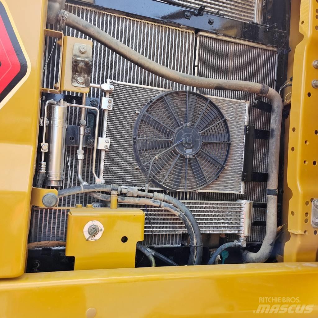CAT 320 GC Crawler excavators