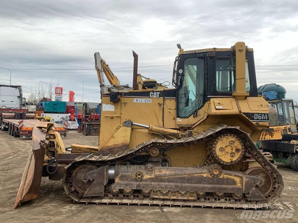 CAT D 6 M XL Crawler dozers