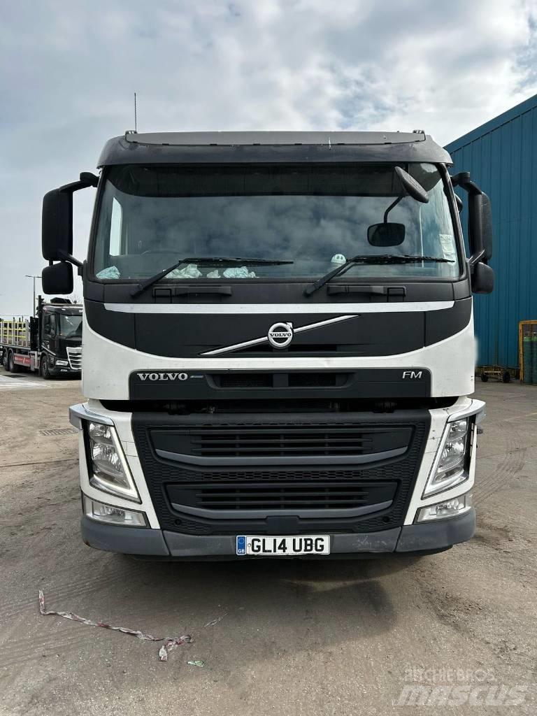 Volvo FM 330 Flatbed / Dropside trucks