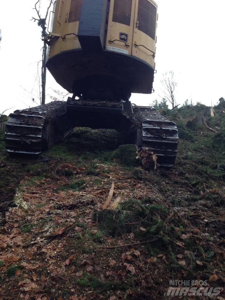 Tigercat LH830C Harvesters