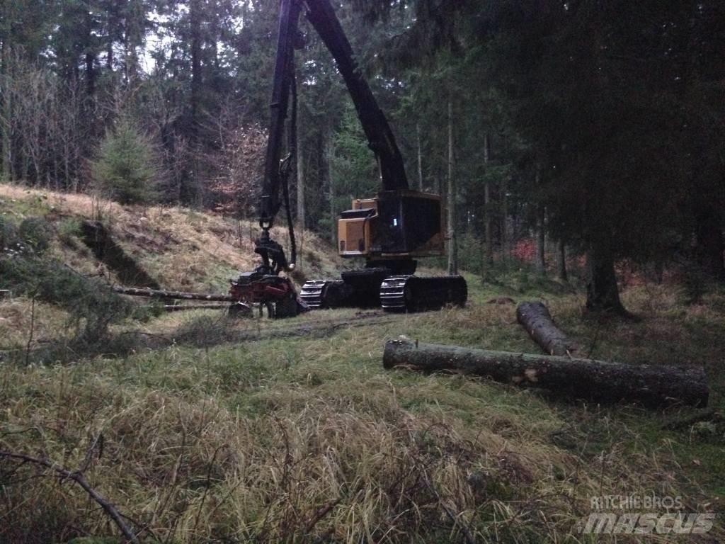 Tigercat LH830C Harvesters