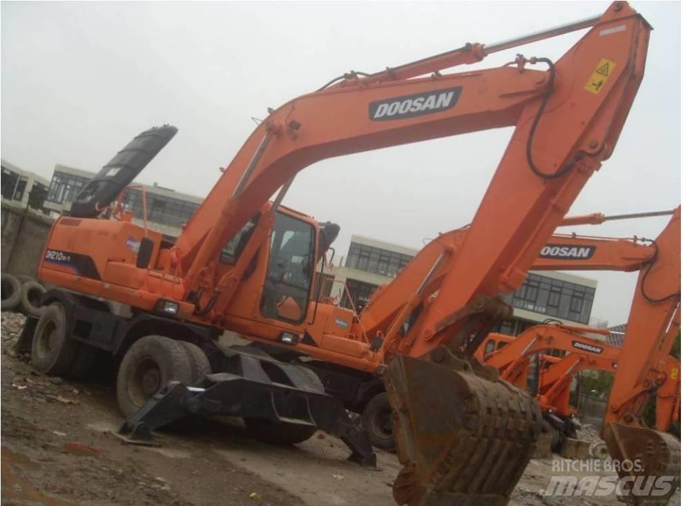 Doosan DH 210 W-7 Wheeled excavators