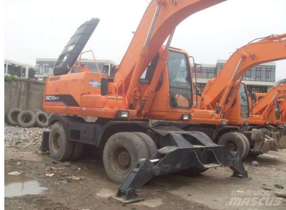 Doosan DH 210 W-7 Wheeled excavators