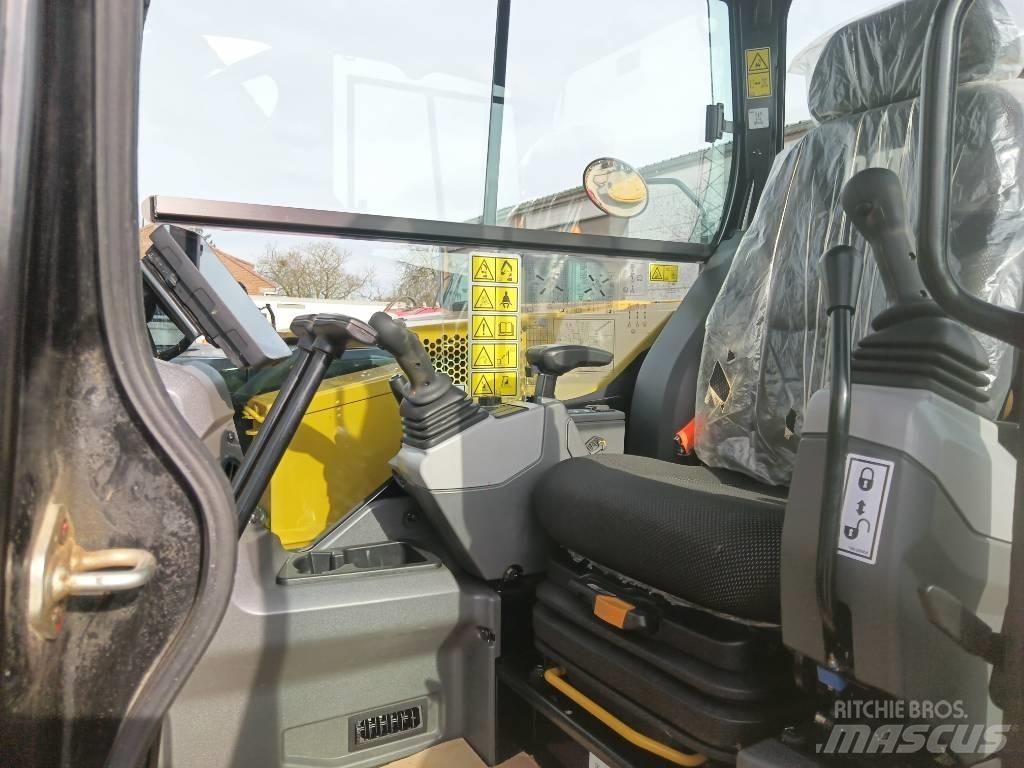CAT 309 CR Mini excavators  7t - 12t