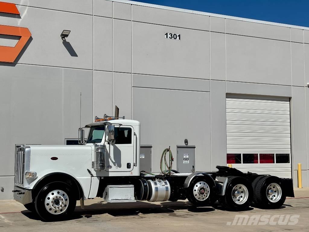 Peterbilt 389 Prime Movers