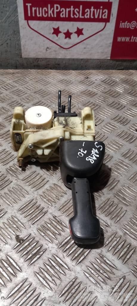 Scania R 440    1882115 Cabins and interior