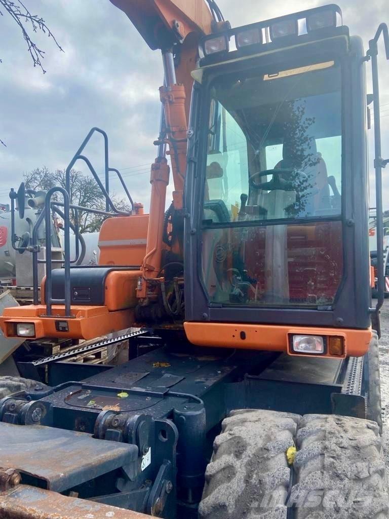 Doosan DX 160 W-3 Wheeled excavators