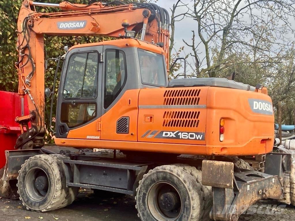 Doosan DX 160 W-3 Wheeled excavators