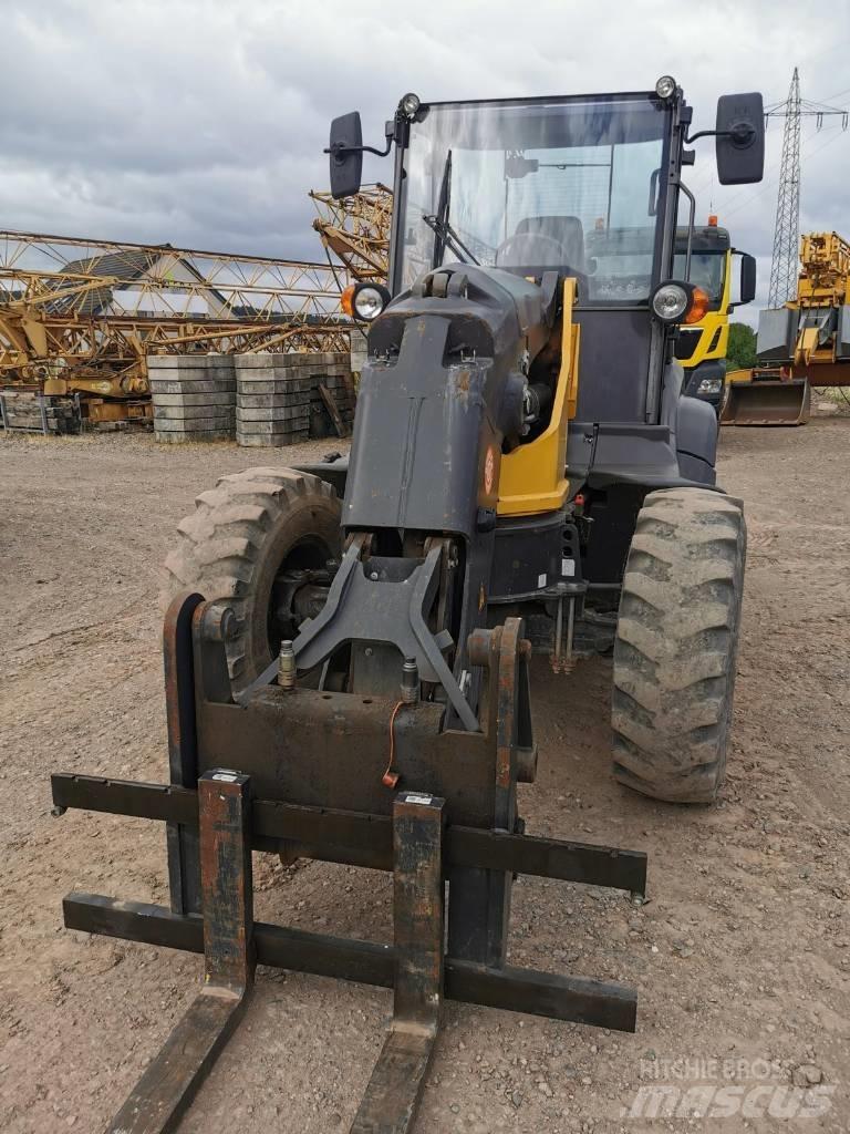 Mecalac AS 700 Wheel loaders