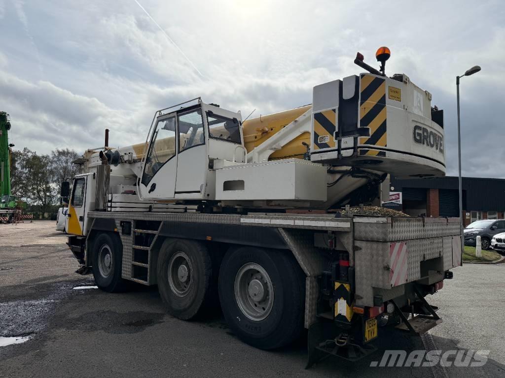 Grove GMK 3055 All terrain cranes