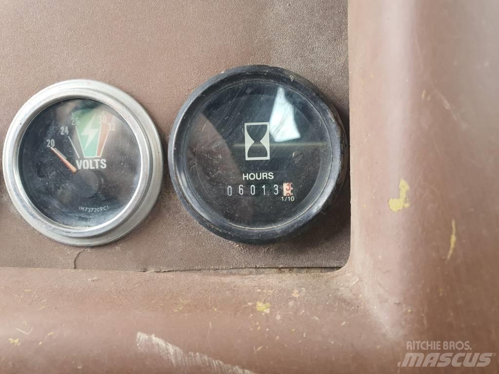 Dresser TD 25 G Crawler dozers