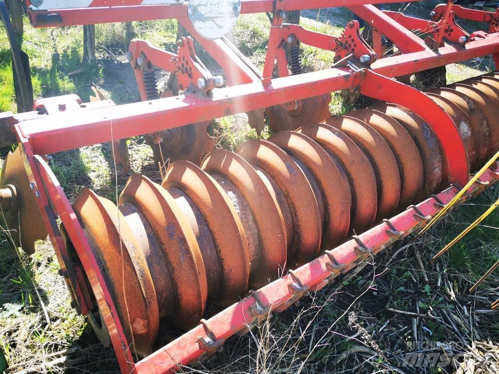 Horsch Terrano 3 FX Cultivators