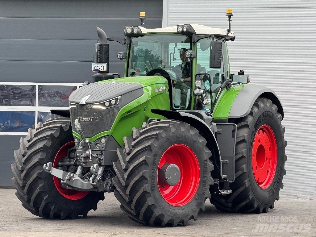 Fendt 1050 Tractors