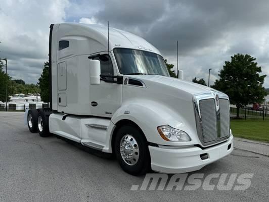 Kenworth T 680 Prime Movers