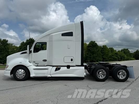 Kenworth T 680 Prime Movers