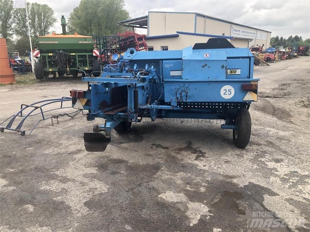 Fortschritt K 430 Square balers
