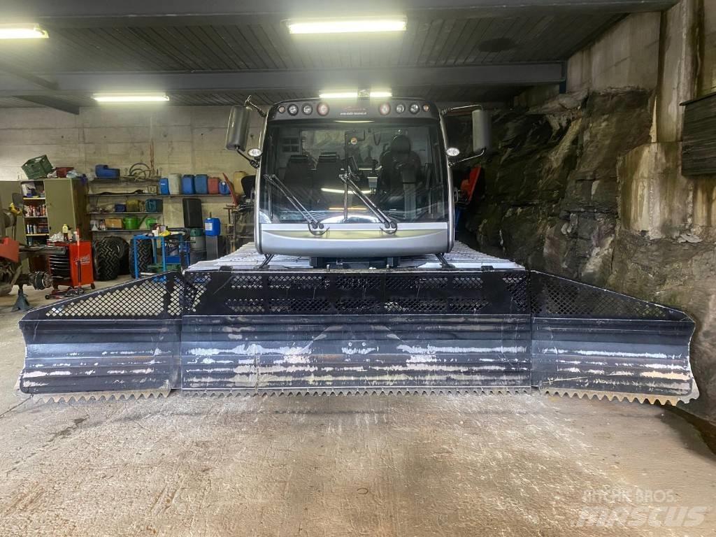 Prinoth Everest Snow groomers